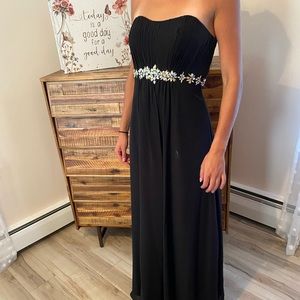 Black Jeweled Strapless Prom Dress - S